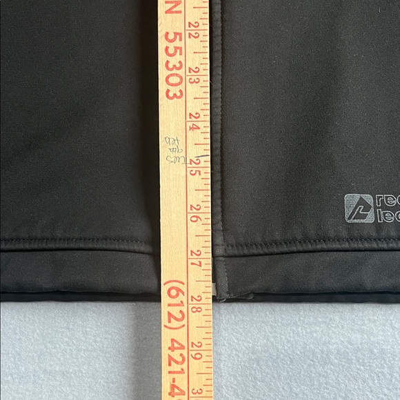 Men's Black Performance Jacket - Picture 13 of 15